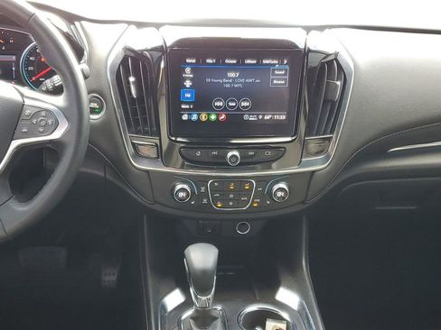 Used 2023 Chevrolet Traverse LT w/ Midnight/Sport Edition image 26