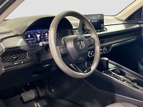 Used 2023 Honda Accord LX image 7