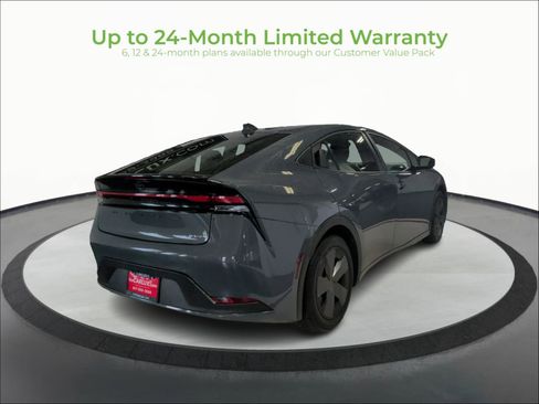 Used 2024 Toyota Prius LE FWD image 7