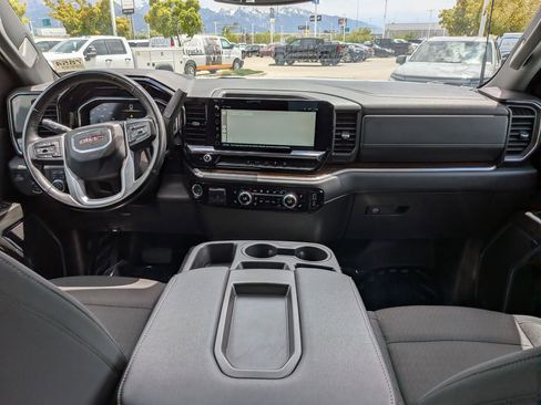 Used 2024 GMC Sierra 3500 SLE w/ SLE Convenience Package AWD/4WD image 26