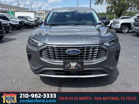 Certified 2023 Ford Escape Active w/ Tech Pack #1 AWD/4WD image 2