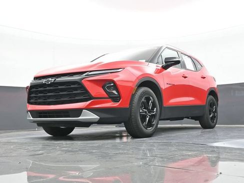 Used 2024 Chevrolet Blazer LT w/ Midnight/Sport Edition FWD image 56