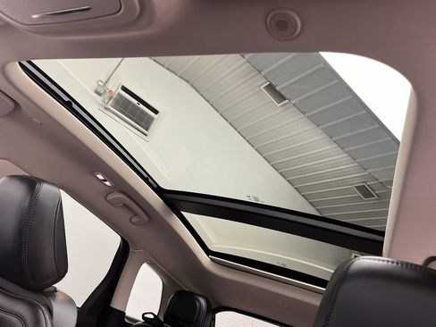 Used 2024 Lincoln Corsair Reserve w/ Equipment Group 201A image 7