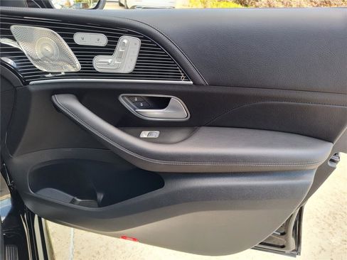 Used 2024 Mercedes-Benz GLE 450e 4MATIC image 23