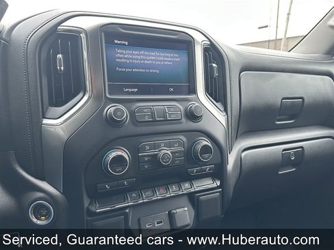 Used 2021 Chevrolet Silverado 1500 LT image 32