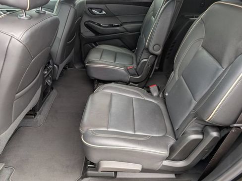 Used 2023 Chevrolet Traverse Premier w/ Redline Edition FWD image 34