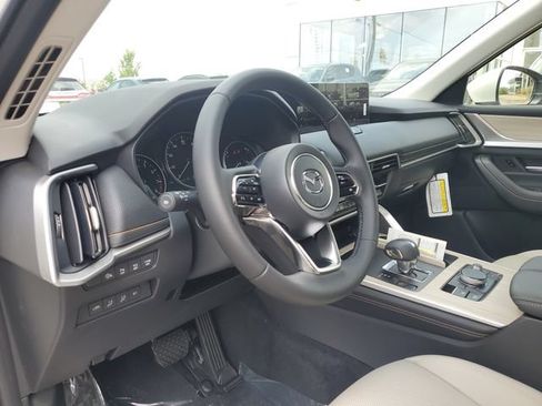 New 2026 MAZDA CX-90 3.3 Turbo w/ Preferred Package AWD/4WD image 8