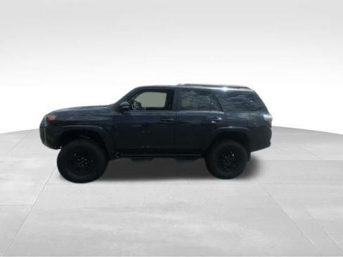 Used 2024 Toyota 4Runner SR5 Premium w/ Moonroof Package AWD/4WD image 7