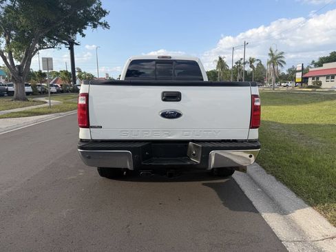 Used 2010 Ford F250 Lariat image 7