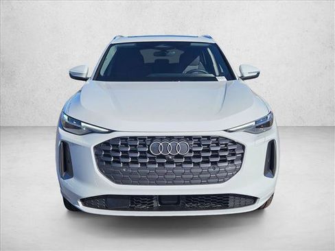 Used 2025 Audi Q5 Premium Plus image 2