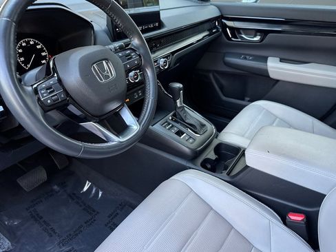 Used 2023 Honda CR-V EX-L image 4