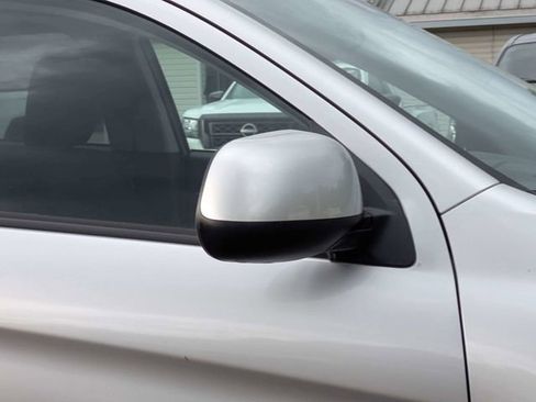 Used 2024 Mitsubishi Outlander Sport ES AWD/4WD image 12