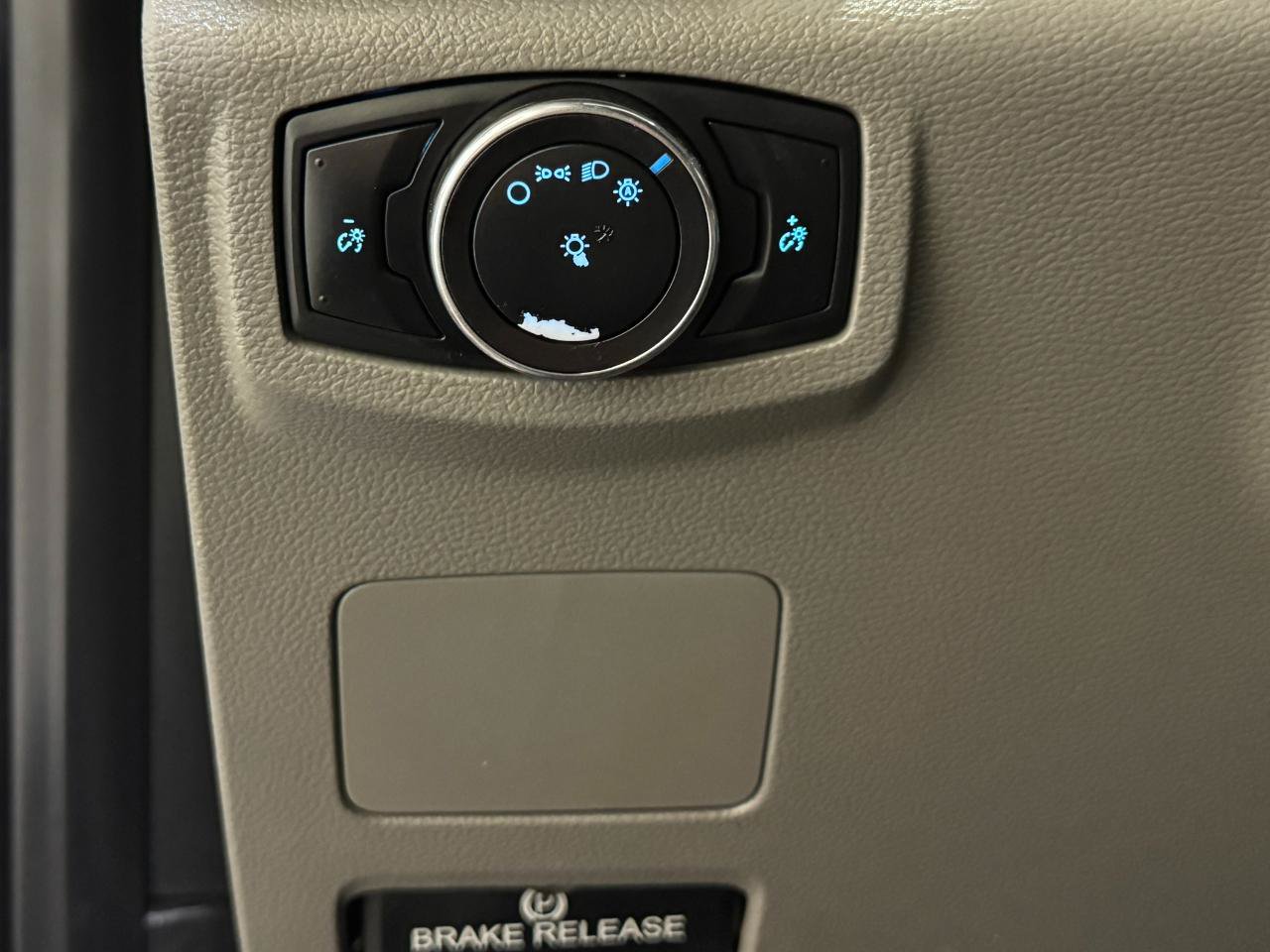 Used 2018 Ford F350 XL w/ Power Equipment Group AWD/4WD image 37