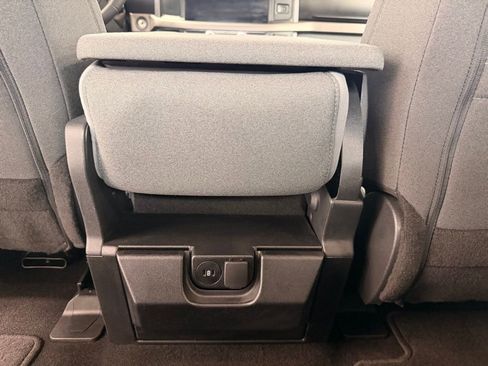 Used 2025 Ford F150 XLT w/ Equipment Group 301A Standard image 21