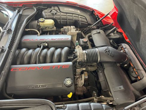 Used 2001 Chevrolet Corvette Coupe w/ Preferred Equipment Group2 RWD image 49