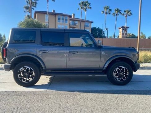 Used 2023 Ford Bronco Outer Banks AWD/4WD image 6