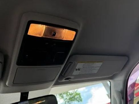 Used 2017 Toyota 4Runner SR5 RWD image 15