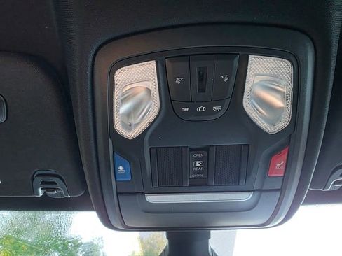 Used 2022 RAM 1500 Big Horn AWD/4WD image 31