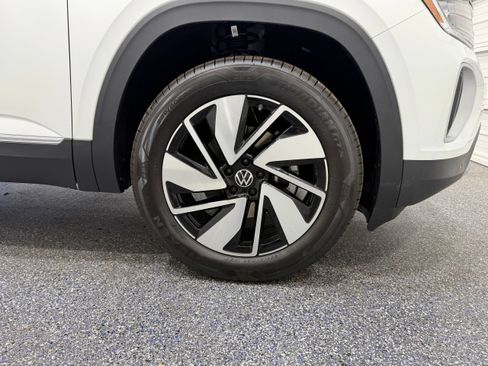 New 2026 Volkswagen Atlas SEL AWD/4WD image 14