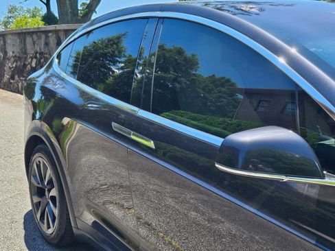 Used 2023 Tesla Model X AWD/4WD image 20