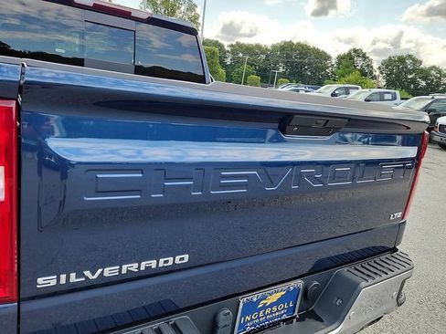 Used 2021 Chevrolet Silverado 1500 LTZ w/ LTZ Premium Package AWD/4WD image 31