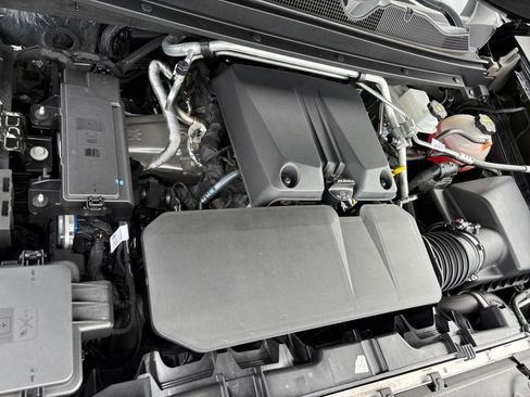 Used 2024 GMC Canyon AT4X AWD/4WD image 30