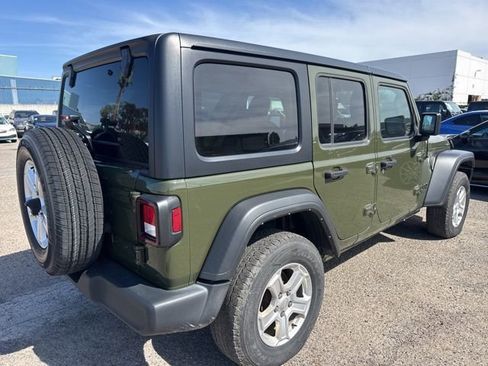 Used 2022 Jeep Wrangler Unlimited Sport AWD/4WD image 5
