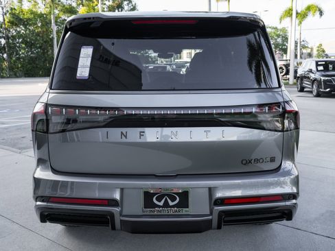 New 2026 INFINITI QX80 4WD image 23