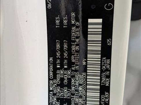 Used 2025 Toyota 4Runner SR5 image 16