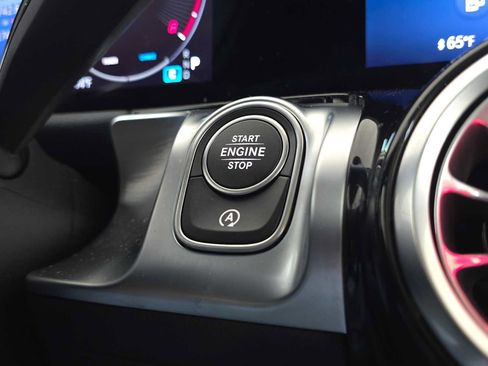 Certified 2026 Mercedes-Benz GLB 250 4MATIC image 35