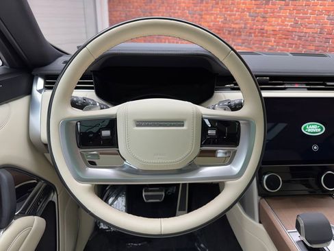Used 2023 Land Rover Range Rover SE AWD/4WD image 14