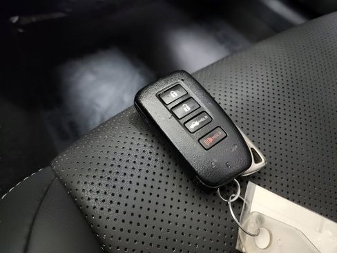 Used 2015 Lexus IS 250 AWD w/ Navigation System Package image 38