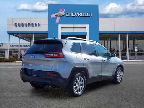 Used 2014 Jeep Cherokee Latitude w/ Comfort/Convenience Group FWD image 5