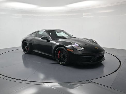 Certified 2022 Porsche 911 Carrera GTS RWD image 32