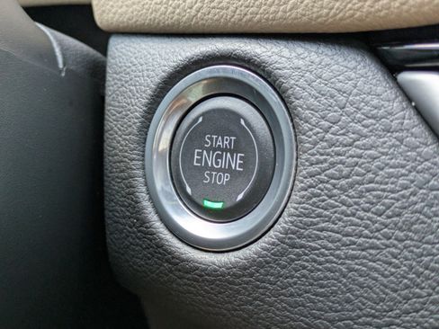 Used 2024 Cadillac XT4 Premium Luxury w/ Technology Package image 31