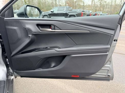 New 2026 Toyota Camry SE image 10
