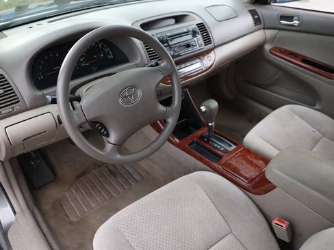 Used 2003 Toyota Camry LE FWD image 17