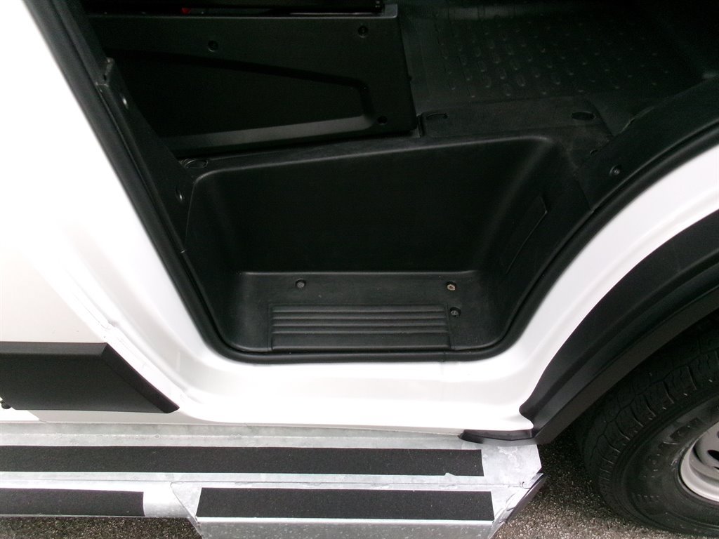 Used 2025 RAM ProMaster 2500 w/ U-Haul Equipment Group FWD image 29