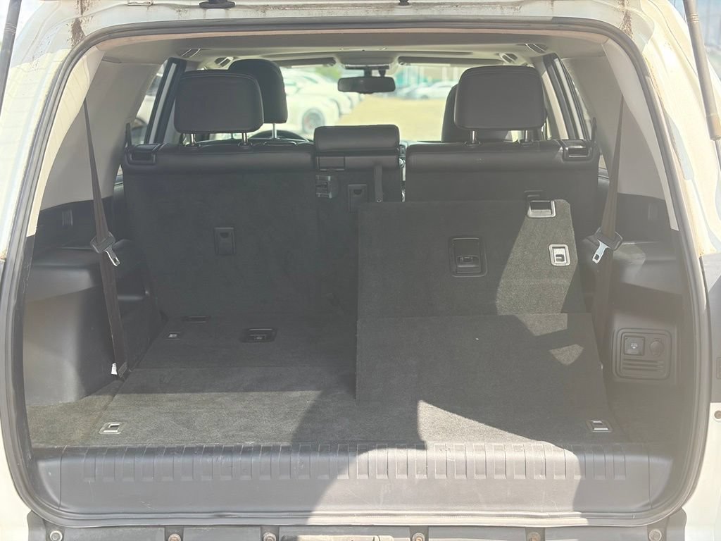 Used 2019 Toyota 4Runner Limited AWD/4WD image 9