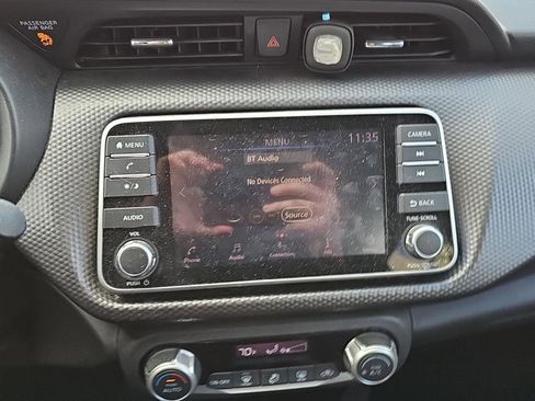 Used 2018 Nissan Kicks SV w/ Exterior Package image 10