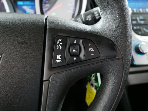 Used 2013 Chevrolet Equinox LS image 28