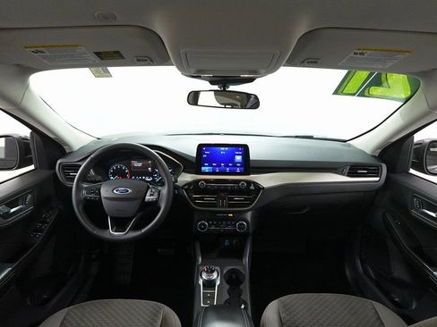 Certified 2021 Ford Escape SE w/ Cold Weather Package image 6