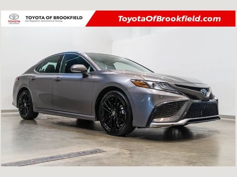 Used 2024 Toyota Camry XSE FWD image 1