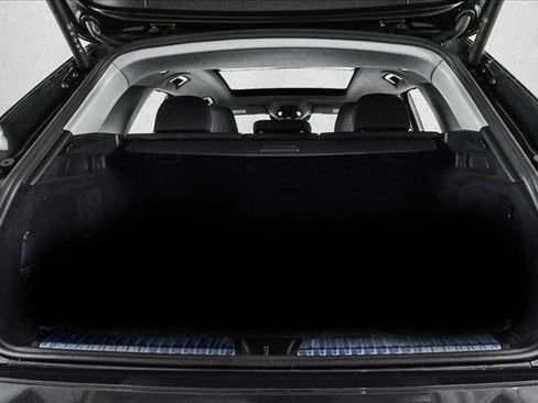 New 2025 Audi Q5 Premium Plus image 6