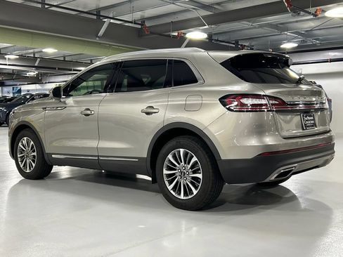 Used 2023 Lincoln Nautilus AWD w/ Premium Package image 4