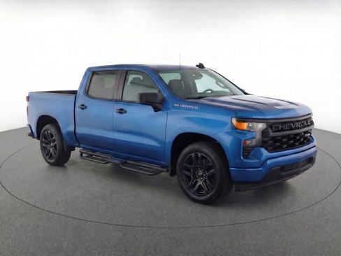 Certified 2022 Chevrolet Silverado 1500 Custom image 2