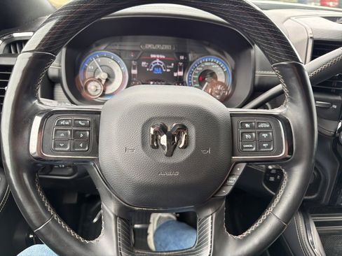 Used 2022 RAM 2500 Limited AWD/4WD image 15