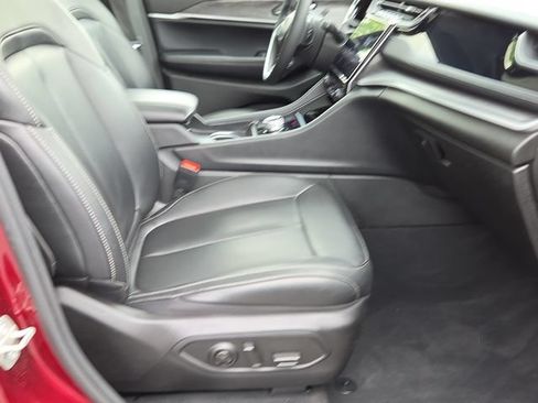 Used 2024 Jeep Grand Cherokee Limited 4xe AWD/4WD image 15