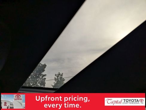 Used 2025 Toyota Camry XSE FWD image 24