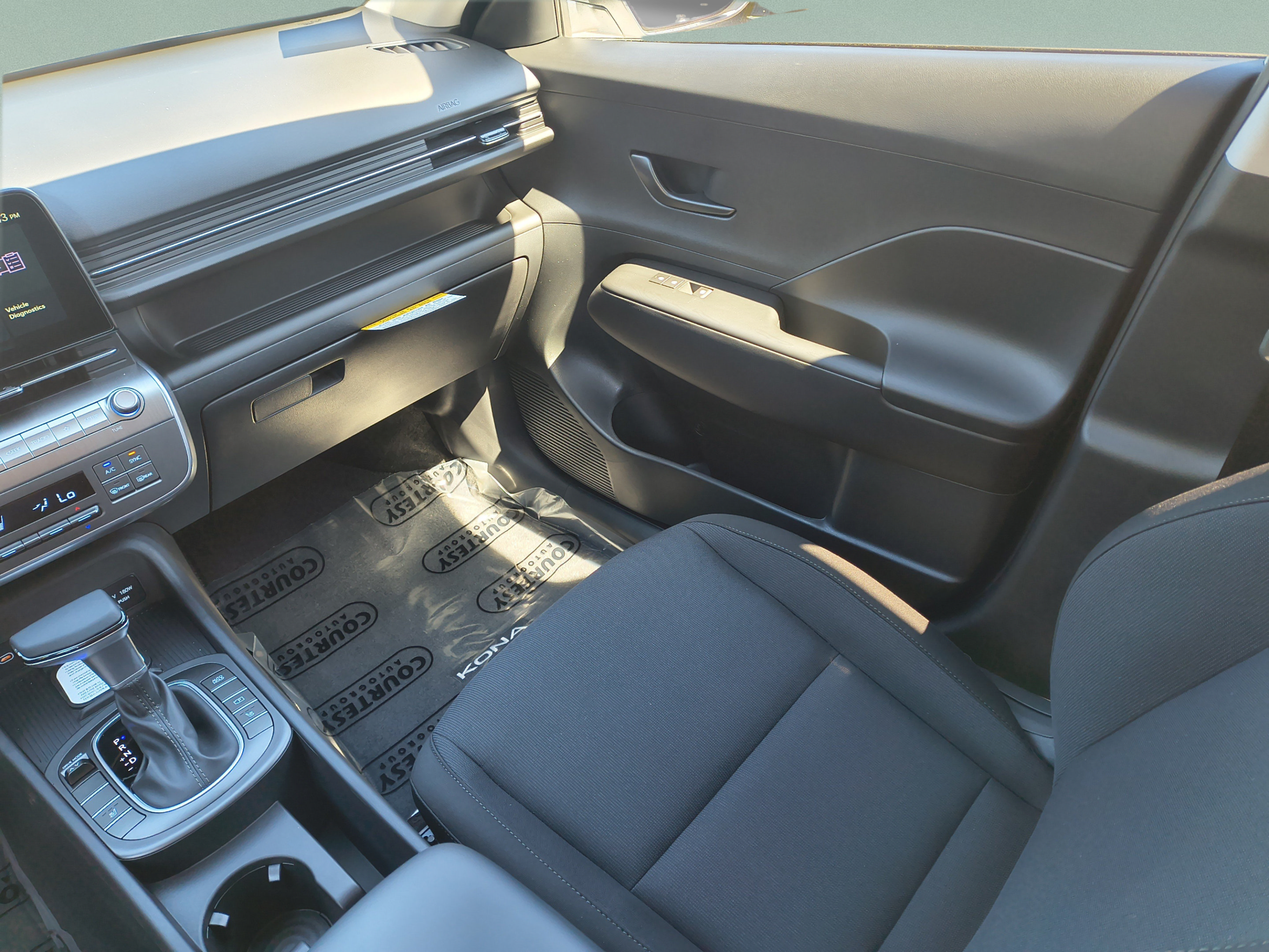 New 2027 Hyundai Kona SEL Sport FWD image 13